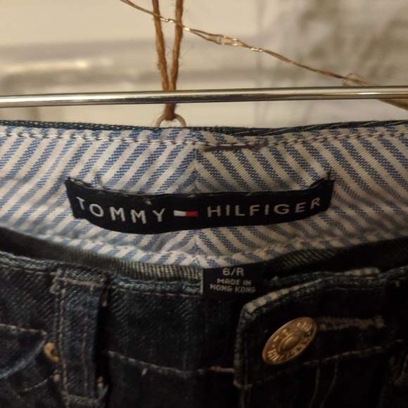 Tommy BUNDLE AND SAVE I ALSO ACCEPT OFFERS - Picture 3 of 4